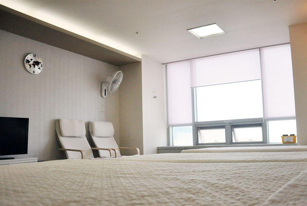 Incheon Airport Egarak Residence Bagian luar foto