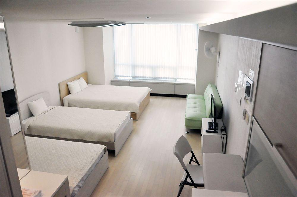 Incheon Airport Egarak Residence Bagian luar foto